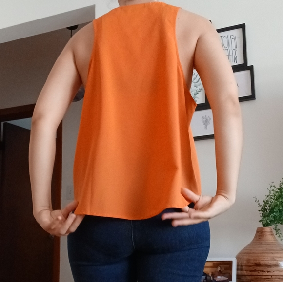 🆕️ MINKPINK Bright Orange 🍊 High Neck Tank Top - Picture 6 of 11
